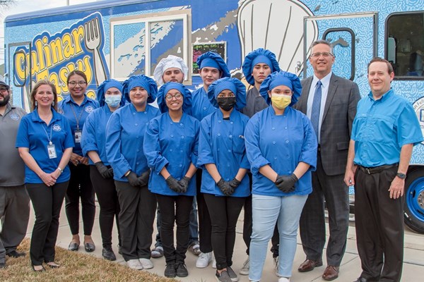 food-truck-group-photo.jpg food-truck-group-photo.jpg